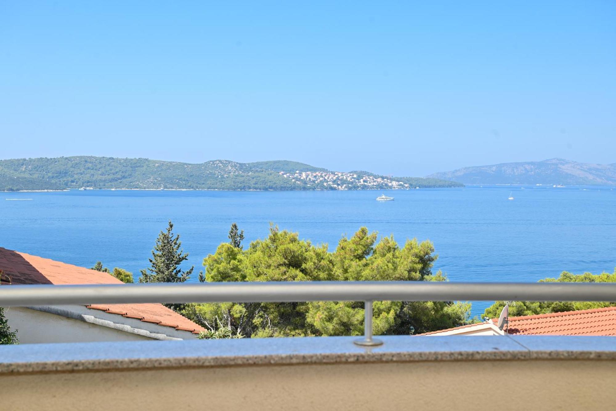 Sunny Place With Sea View Trogir Zewnętrze zdjęcie